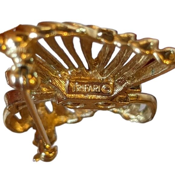 Vintage Trifari butterfly brooch pin - Picture 2 of 6